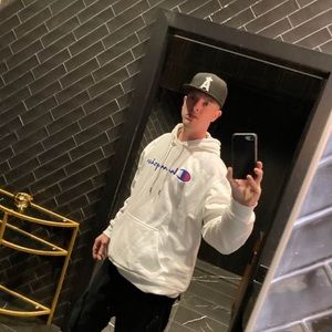 Meet your Posher, Joey